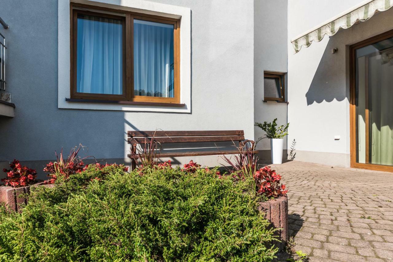 Bed and Breakfast Gosciniec Witomino Гдыня Экстерьер фото