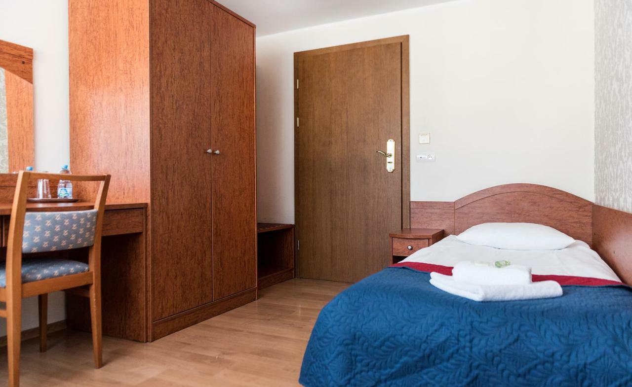 Bed and Breakfast Gosciniec Witomino Гдыня Экстерьер фото